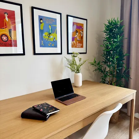 דירה Modern Right On The Dock - Near Downtown