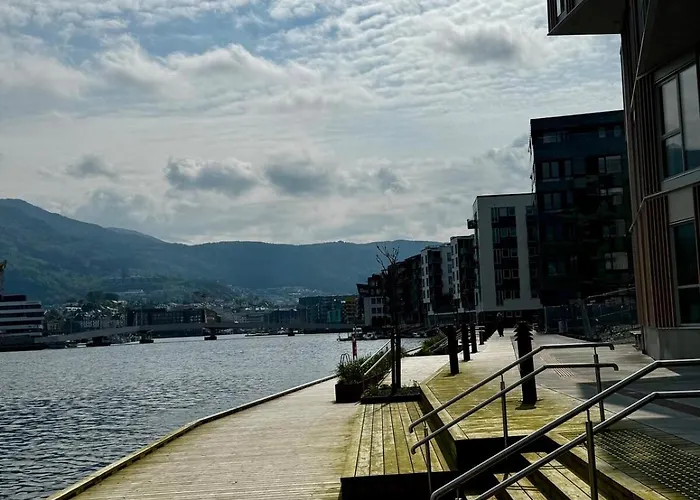 Apartamento Modern Right On The Dock - Near Downtown *